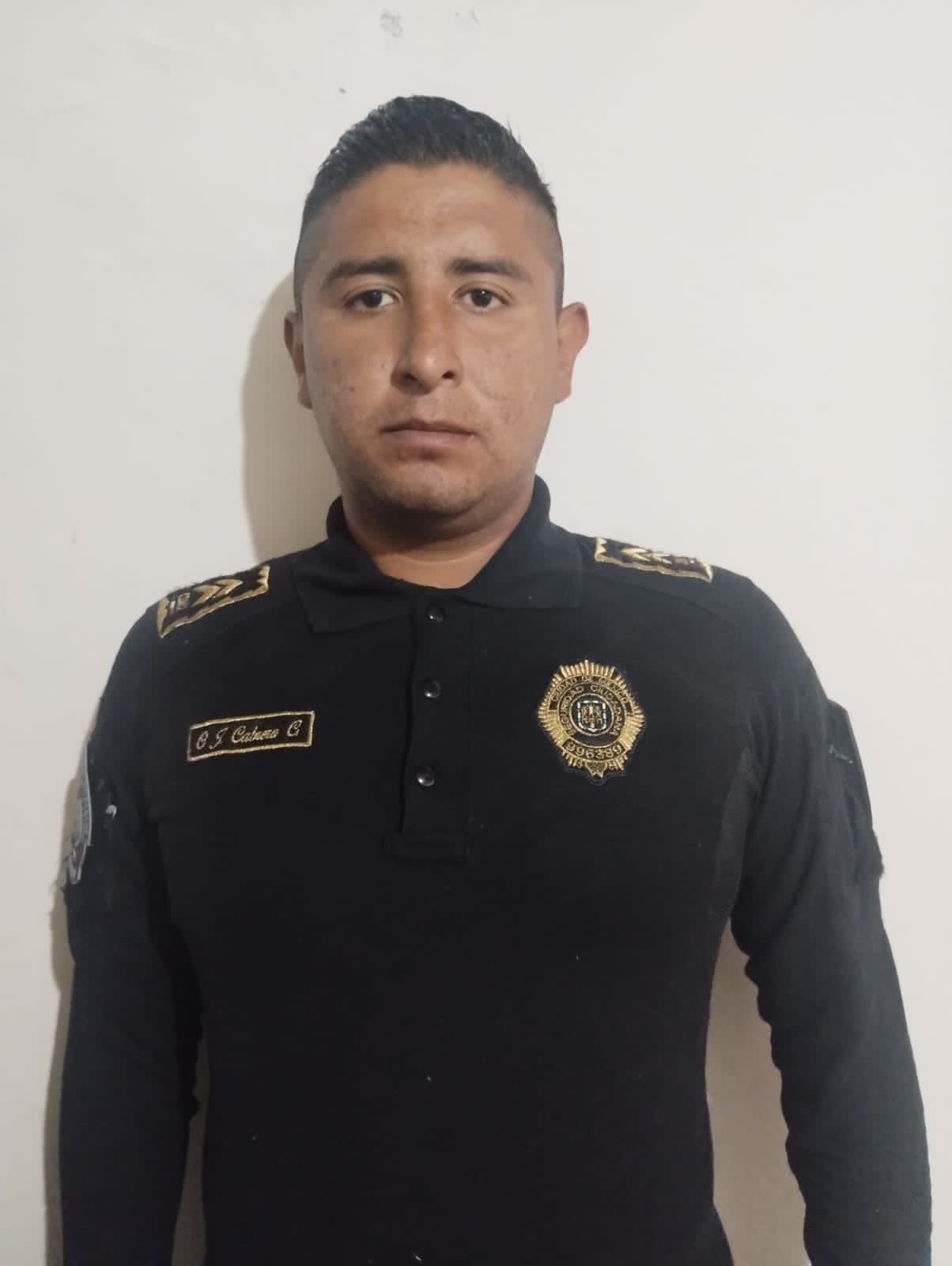 Oficial